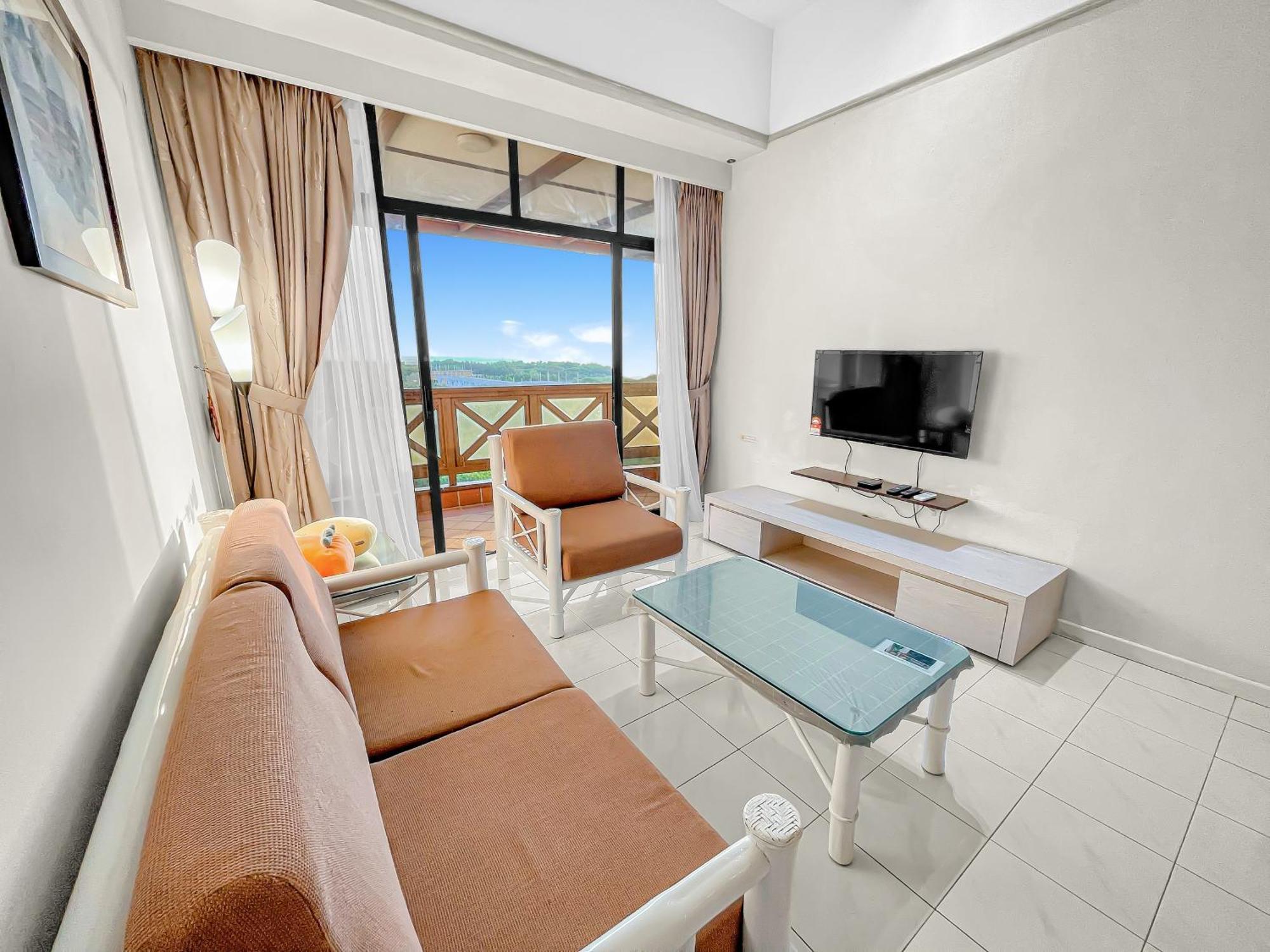 1 Bedroom Apartment, Melaka Cbd Town Center- Hosted By Private Locals Resident, Balcony With City Skyline View Or Seaview, Opposite Malls, Tv Box, 5 Minutes To Jonker Street, Malacca Екстериор снимка